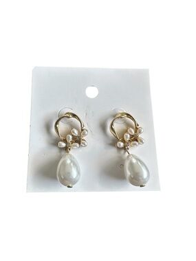 Elegant Pearl and Gold Drop Earrings